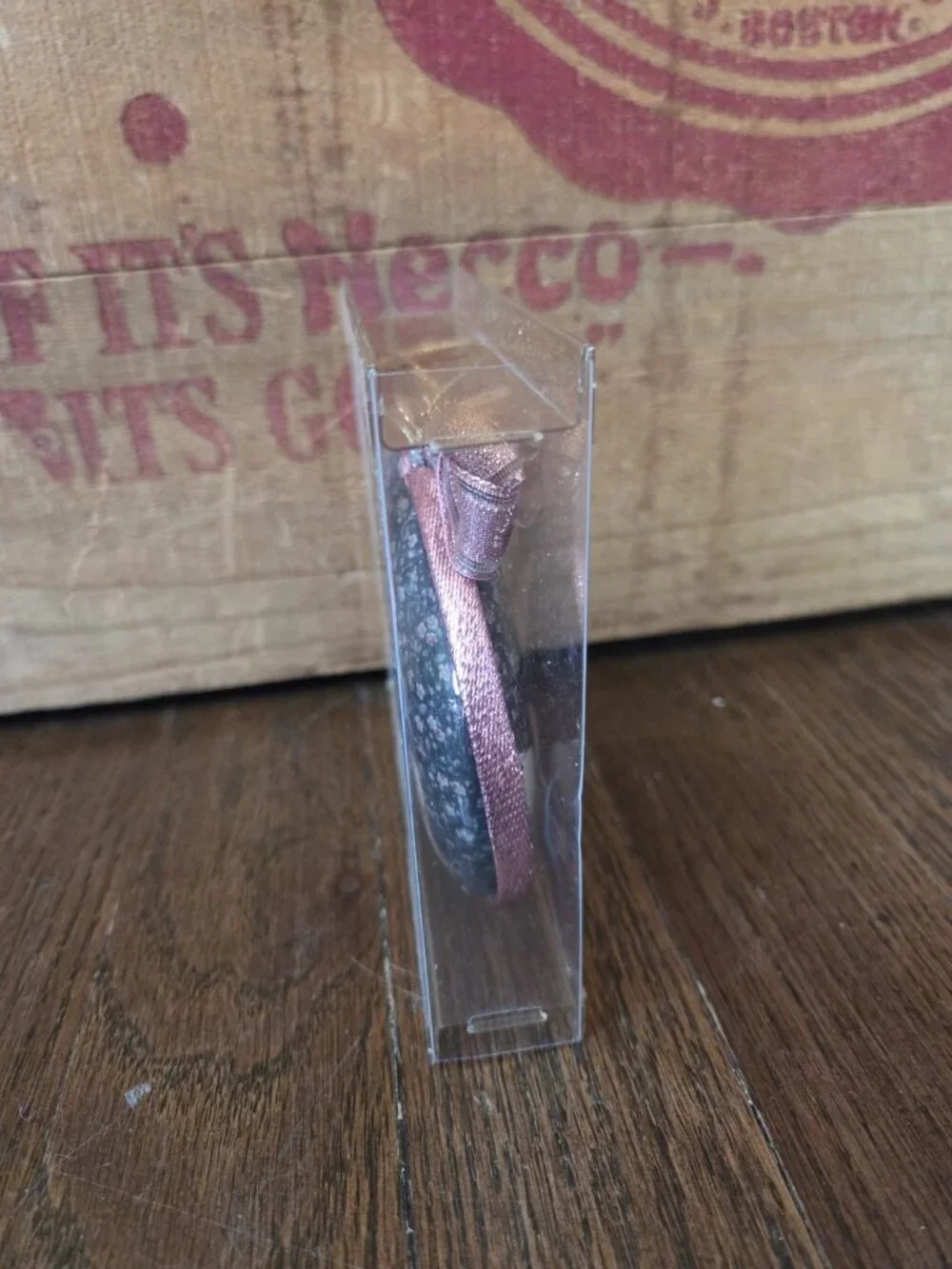 Vtg Precious Moments Family Christmas Story Ornament Oval